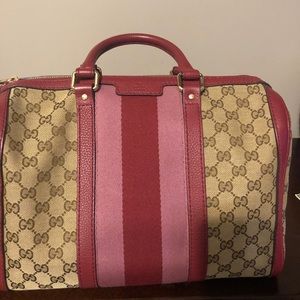 Authentic Gucci Boston handbag w/shoulder strap